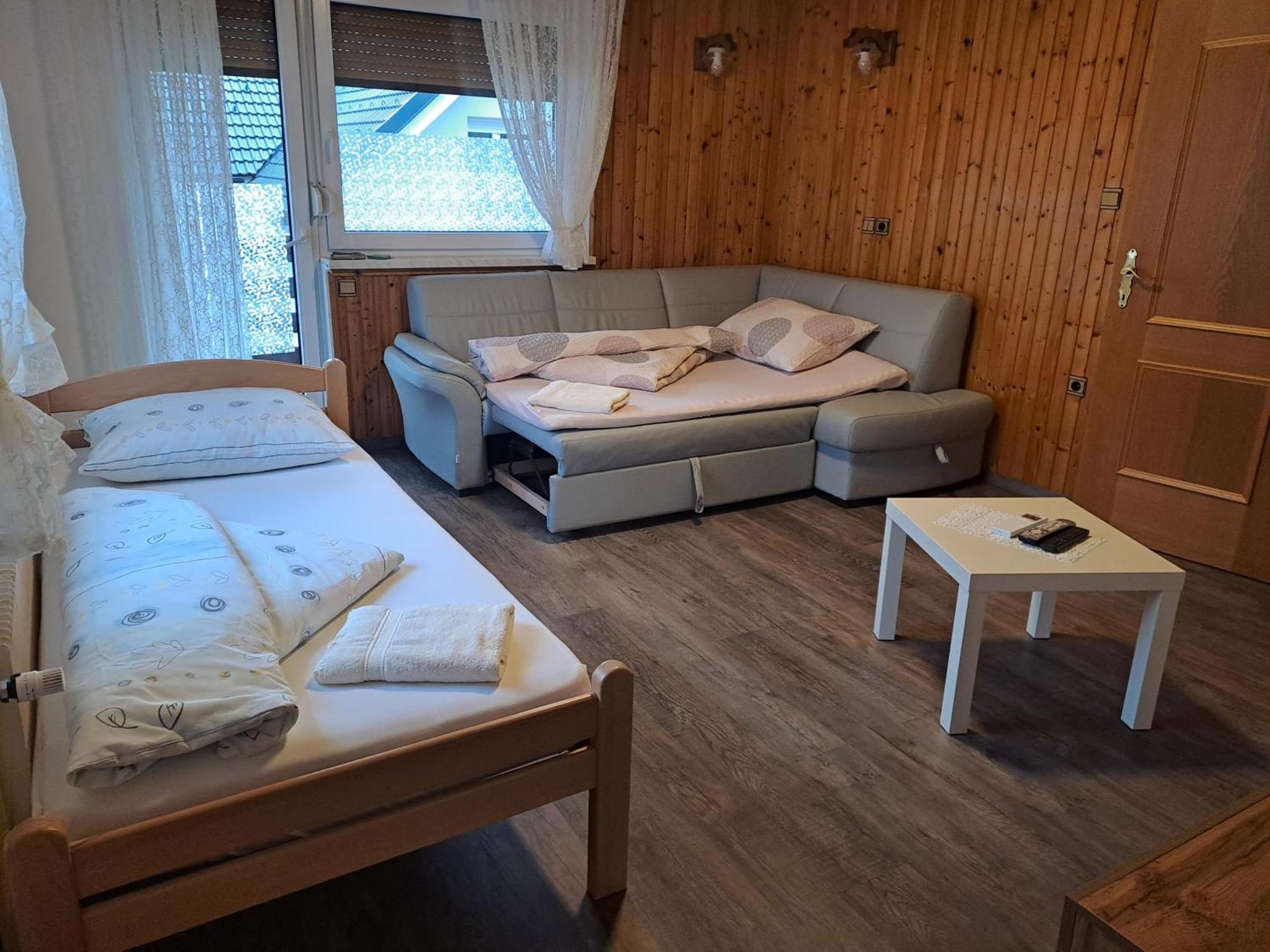 Kiara Rooms Jesenice Eksteriør bilde